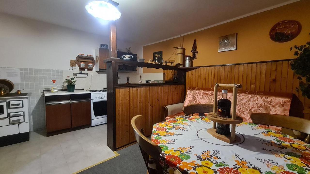 Apartman Stimac Црни-Луг Экстерьер фото
