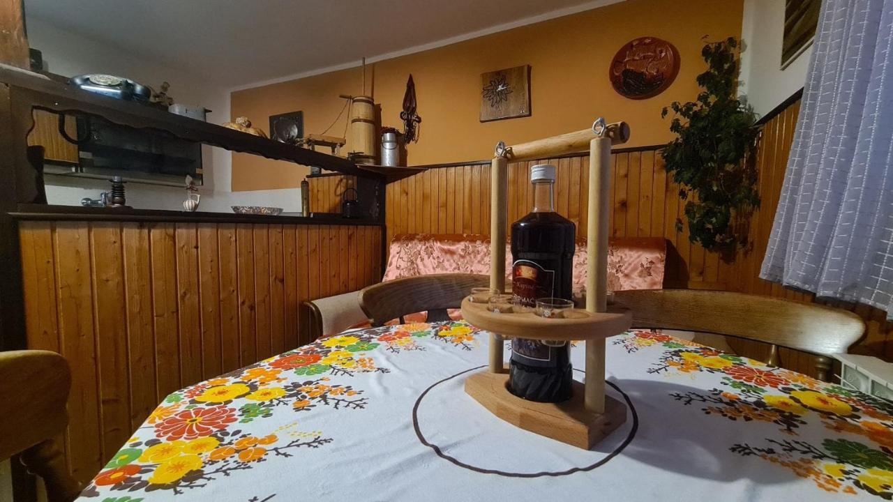 Apartman Stimac Црни-Луг Экстерьер фото