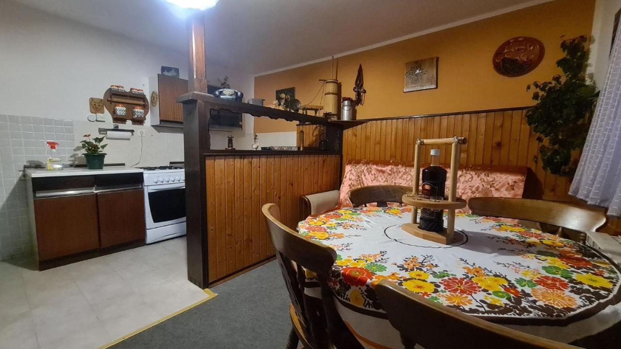 Apartman Stimac Црни-Луг Экстерьер фото